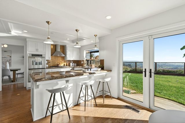 4308 View Crest Ct, Oakland, CA 94619