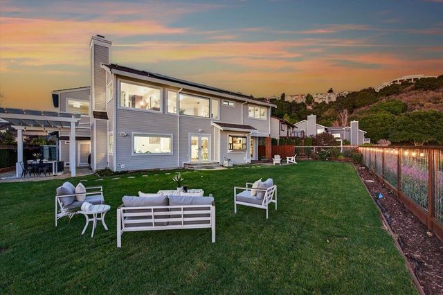 4308 View Crest Ct, Oakland, CA 94619