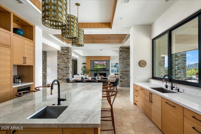 10332 E FILAREE Lane, Scottsdale, AZ 85262