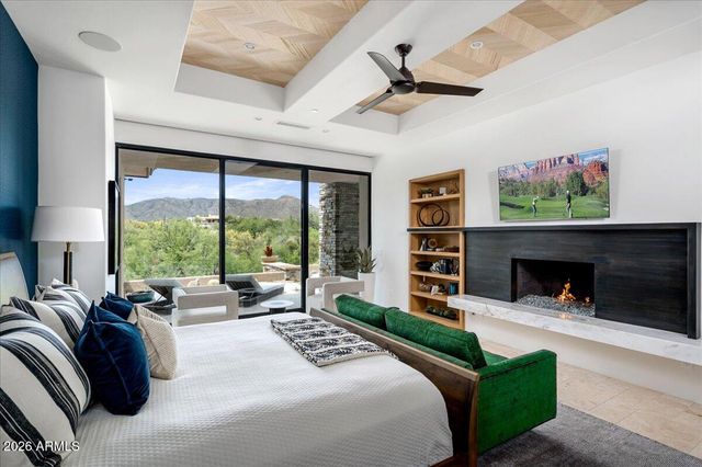 10332 E FILAREE Lane, Scottsdale, AZ 85262