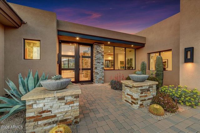 10332 E FILAREE Lane, Scottsdale, AZ 85262