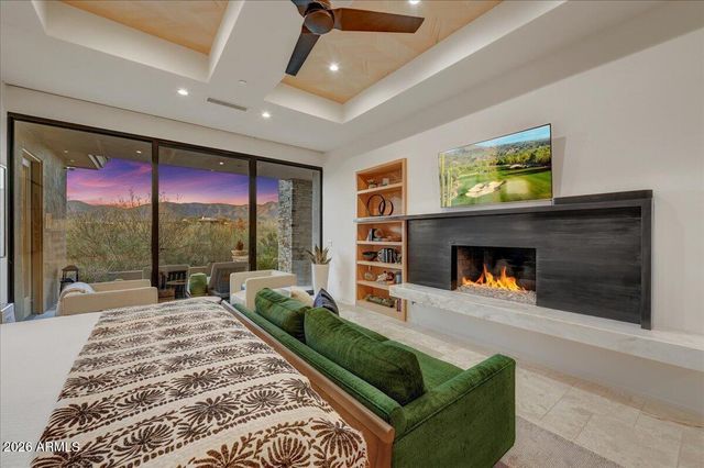 10332 E FILAREE Lane, Scottsdale, AZ 85262