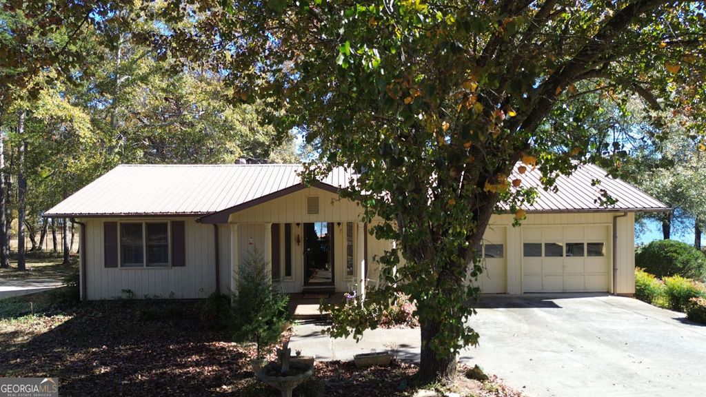 410 Cedar Street, Lavonia, GA 30553