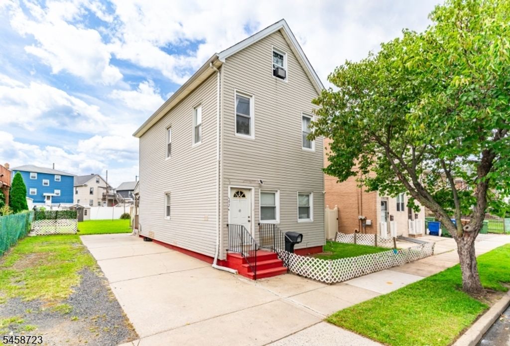 3024 S Wood Ave, Linden City, NJ 07036