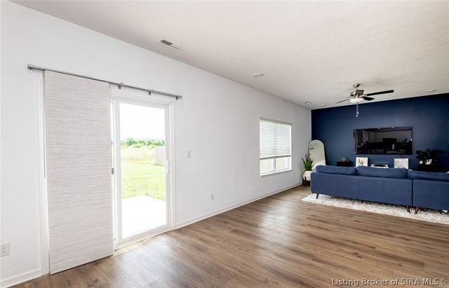 8008 Stacy Springs Boulevard, Charlestown, IN 47111