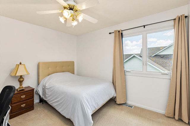 14304 Briarwood Lane, Urbandale, IA 50323