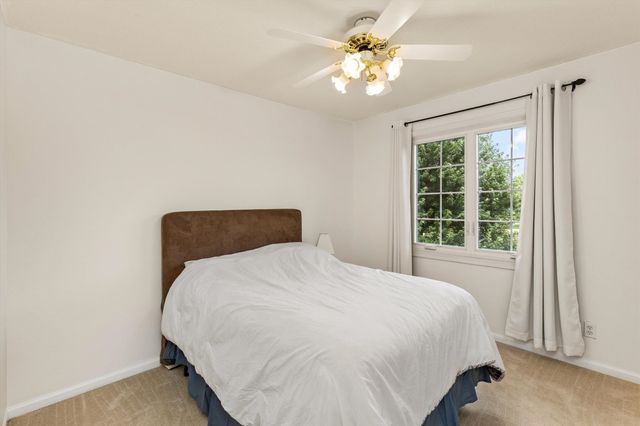 14304 Briarwood Lane, Urbandale, IA 50323