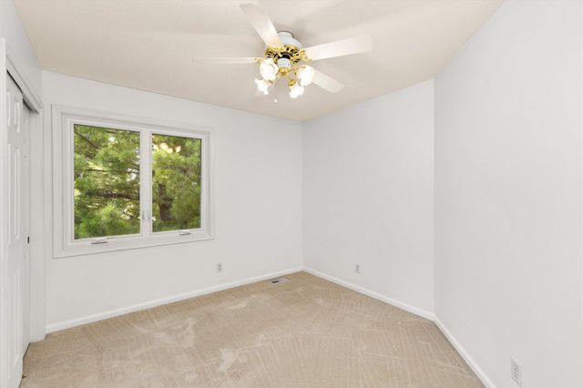 14304 Briarwood Lane, Urbandale, IA 50323