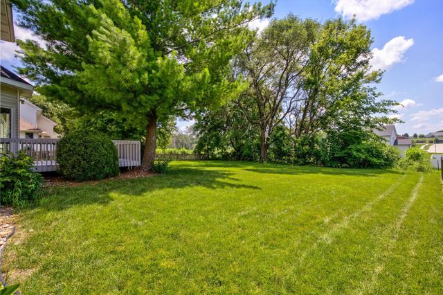 14304 Briarwood Lane, Urbandale, IA 50323