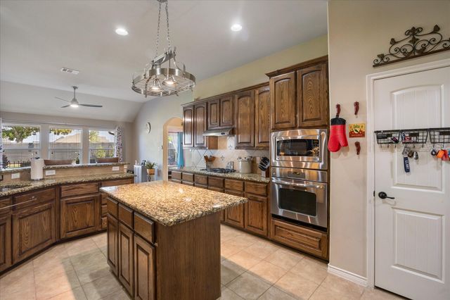 2924 Broken Spoke Lane, Rockwall, TX 75087