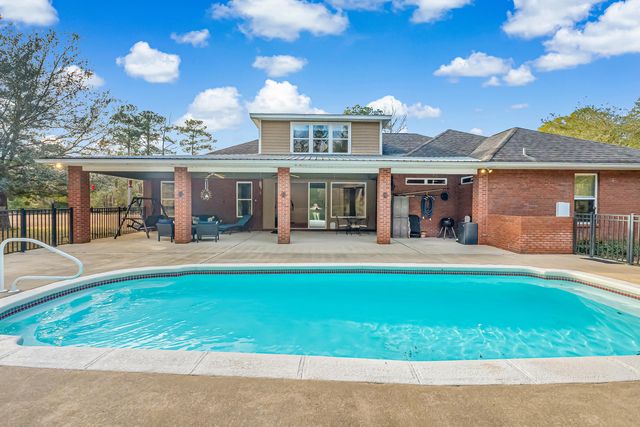 90 Platt Road, Defuniak Springs, FL 32435