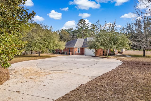 90 Platt Road, Defuniak Springs, FL 32435