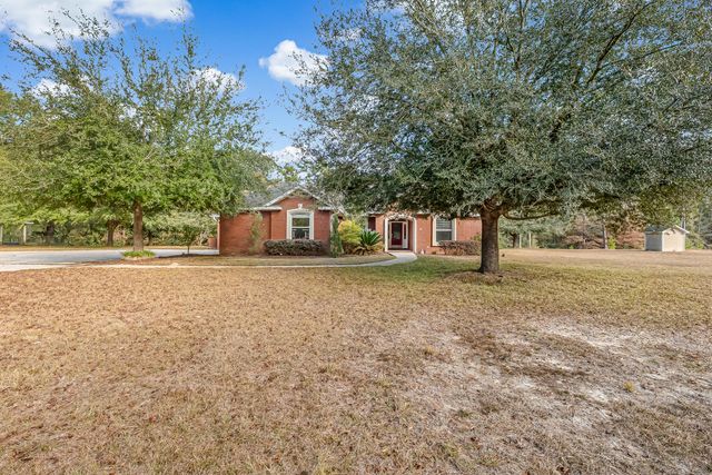 90 Platt Road, Defuniak Springs, FL 32435