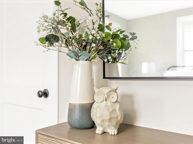 20017 GILBERT HILLS DR, Hagerstown, MD 21742