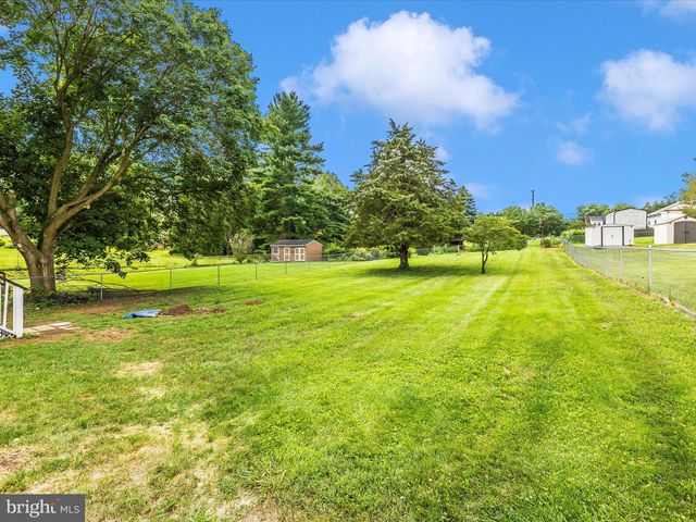 20017 GILBERT HILLS DR, Hagerstown, MD 21742