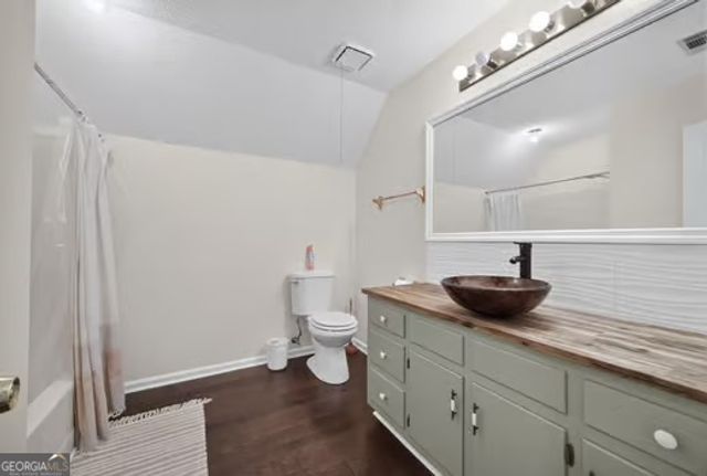 1804 Deer Ct, Monroe, GA 30656