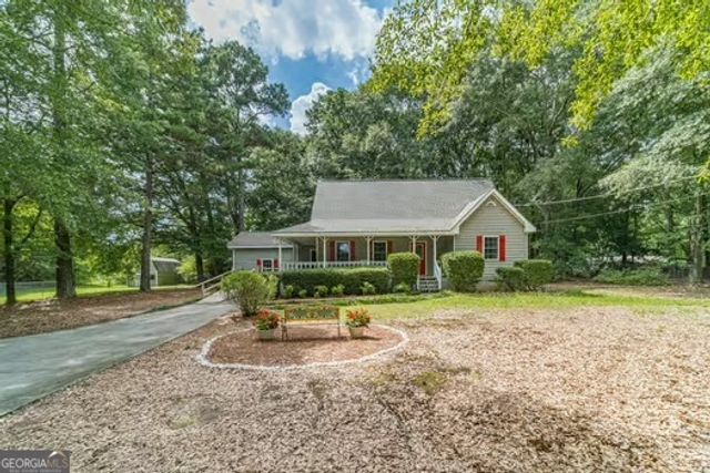 1804 Deer Ct, Monroe, GA 30656