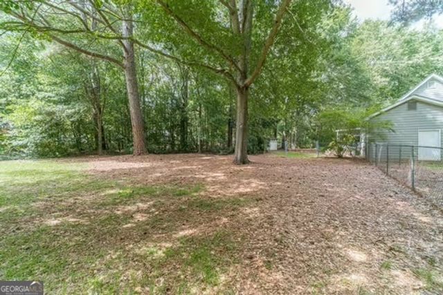 1804 Deer Ct, Monroe, GA 30656