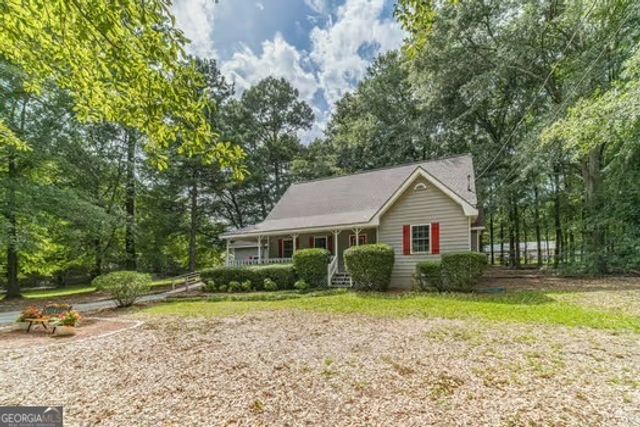 1804 Deer Ct, Monroe, GA 30656