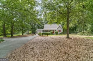 1804 Deer Ct, Monroe, GA 30656