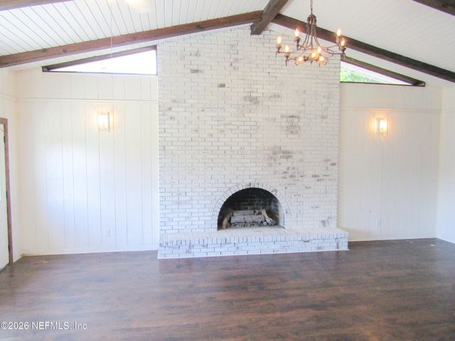 546 BAISDEN Road, Jacksonville, FL 32218