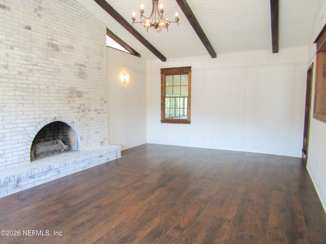 546 BAISDEN Road, Jacksonville, FL 32218