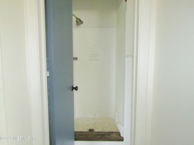 546 BAISDEN Road, Jacksonville, FL 32218