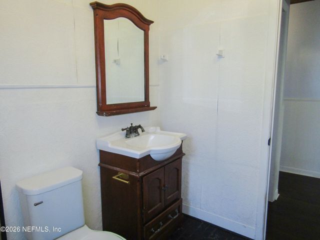 546 BAISDEN Road, Jacksonville, FL 32218