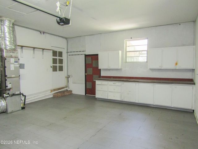 546 BAISDEN Road, Jacksonville, FL 32218