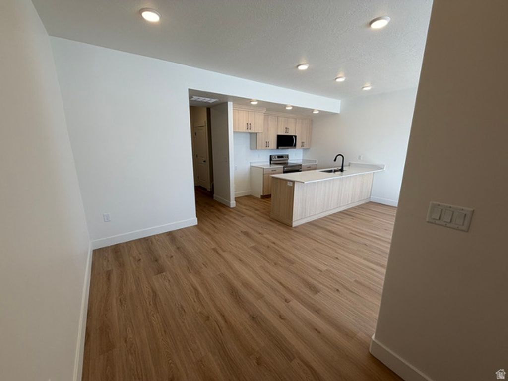 Image 3 of property listing at 669 N 280 W, Smithfield, UT 84335