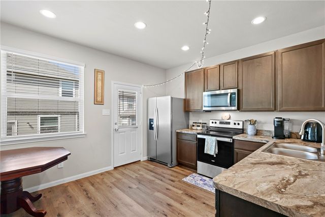 984 Rice Drive, Bryan, TX 77803