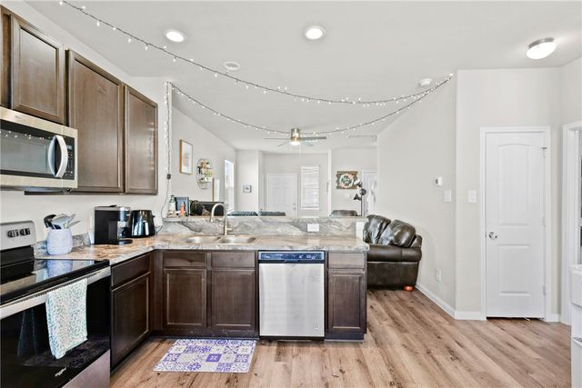 984 Rice Drive, Bryan, TX 77803