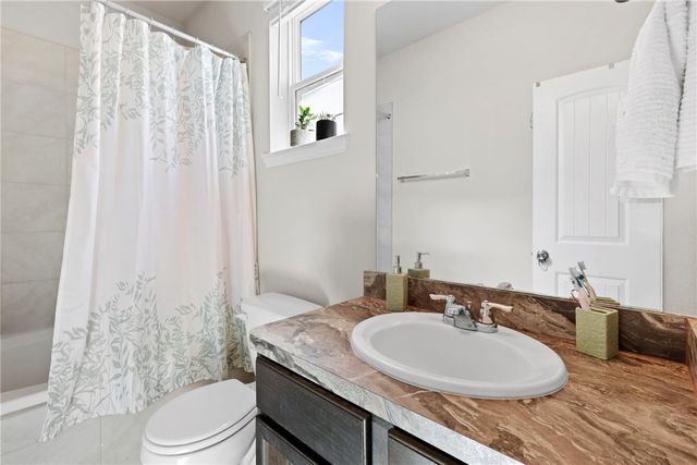 984 Rice Drive, Bryan, TX 77803