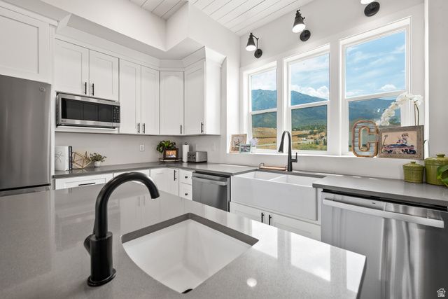907 E 1520 S, Salem, UT 84653