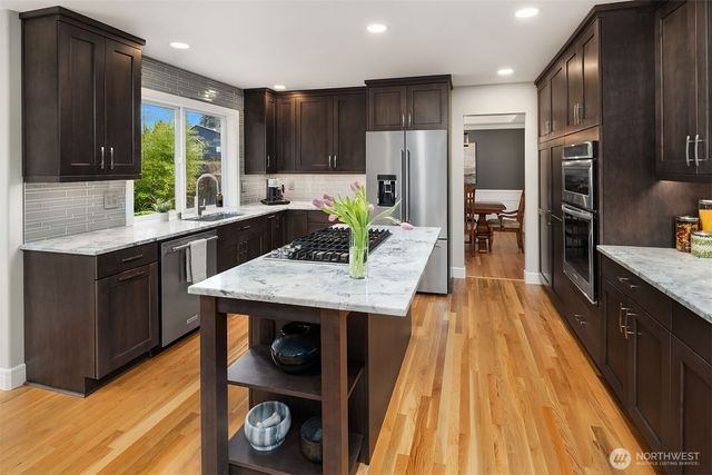 19025 29th Avenue SE, Bothell, WA 98012