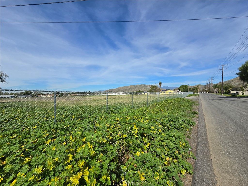 4511 Tyrolite, Riverside, CA 92509 — photo 4