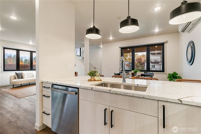 4260 Creston Way, Bellingham, WA 98226