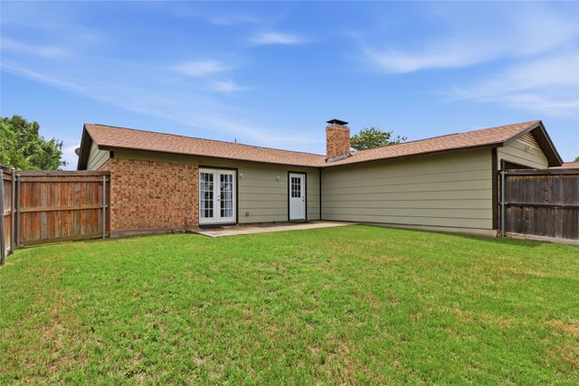 2137 Village Green Drive, Garland, TX 75044