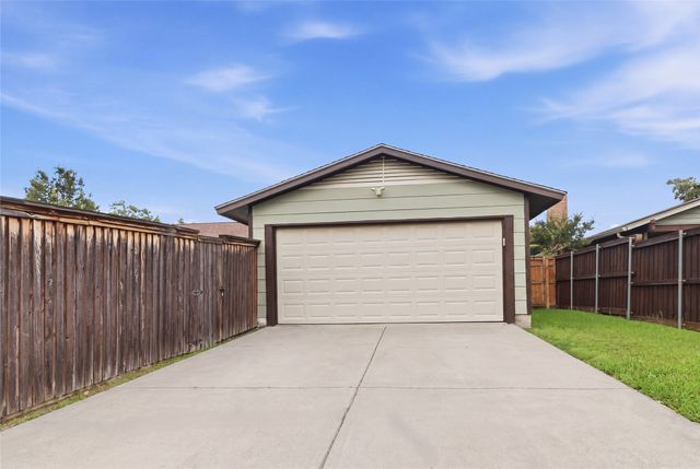2137 Village Green Drive, Garland, TX 75044