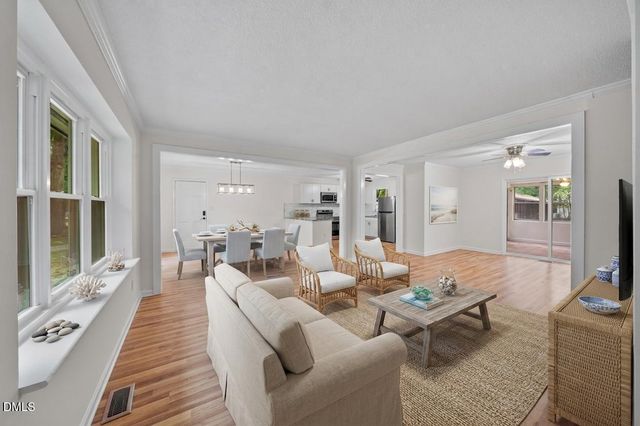 7221 Pilgrim Road, Raleigh, NC 27616