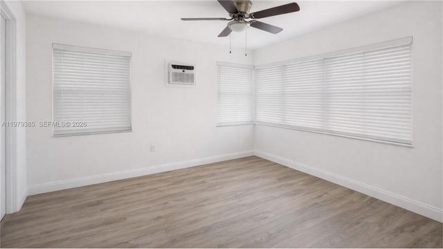 2135 Bay Dr 1, Miami Beach, FL 33141