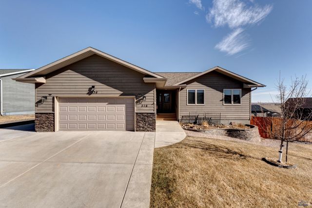 316 E BENGAL DR, Rapid City, SD 27701