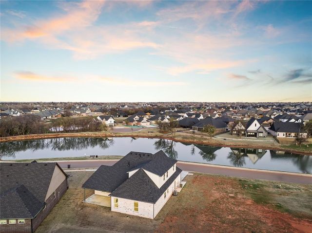 10825 Highland Drive, Yukon, OK 73099