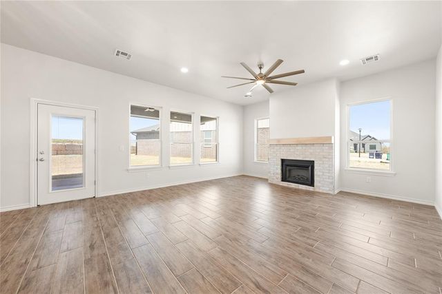 10825 Highland Drive, Yukon, OK 73099