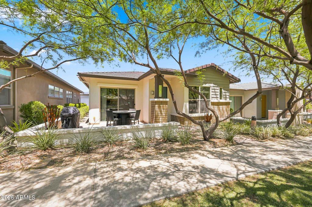 20719 W Medlock Drive, Buckeye, AZ 85396