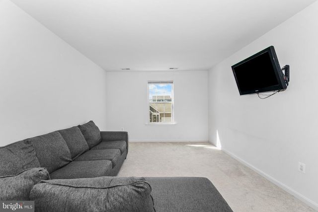 2142 CHESTNUT DR, Culpeper, VA 22701