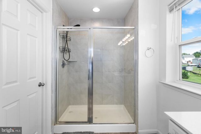 2142 CHESTNUT DR, Culpeper, VA 22701