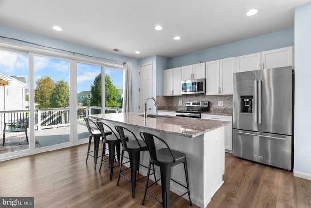 2142 CHESTNUT DR, Culpeper, VA 22701