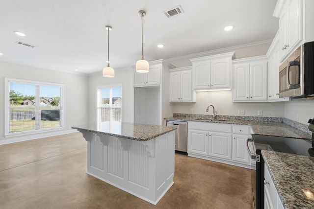 11 Palamino Drive, Vilonia, AR 72173