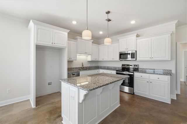 11 Palamino Drive, Vilonia, AR 72173